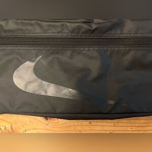 New without tags Nike 3.0 Football Shoe Bag - Black